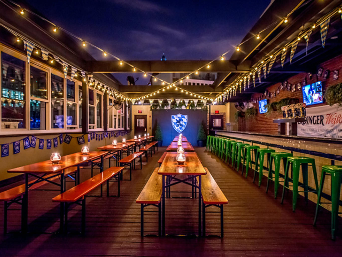 Best rooftop bars in Washington, DC for outdoor drinking