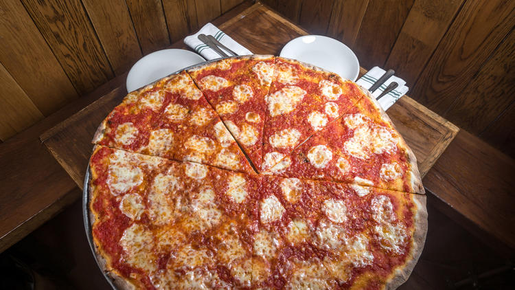 RUBIROSA classic pizza