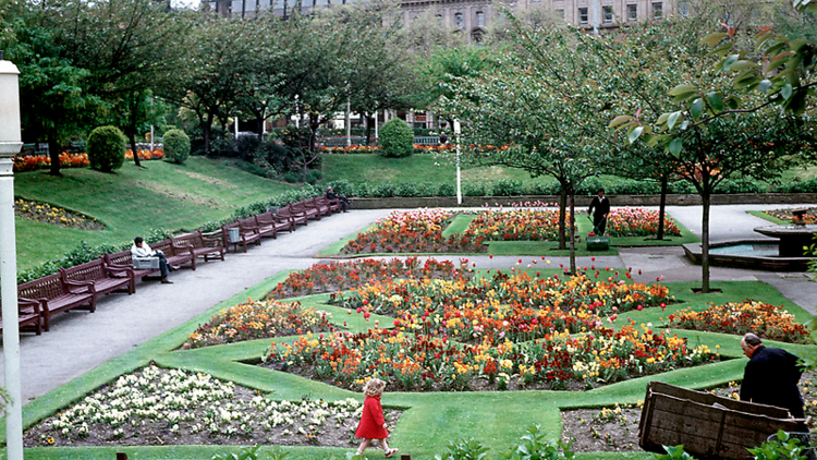 Piccadilly Gardens, 1983