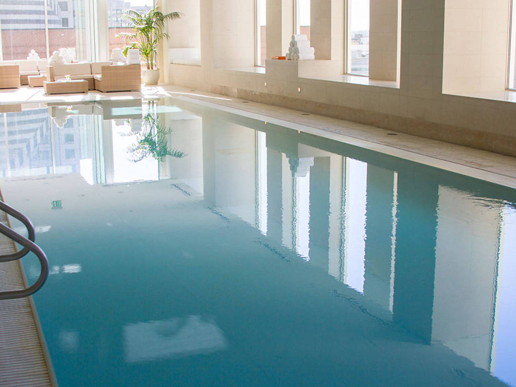 10 Swimming Pools in San Francisco Bay Area to Cool Down