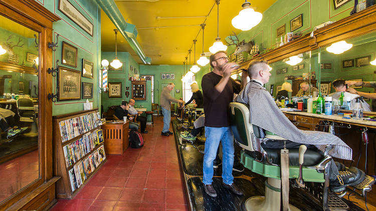 Luxury Full-Service Barbershop in River North