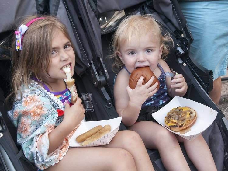 Roscoe Village Burger Fest