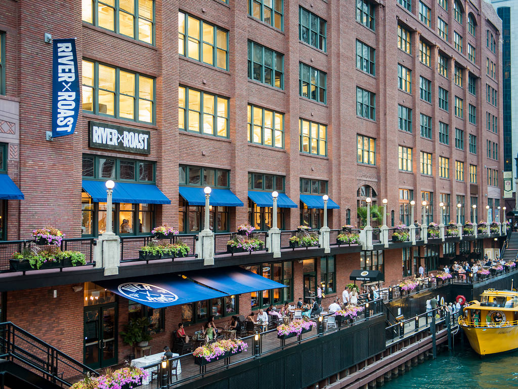 Best clubs and venues for blues music in Chicago