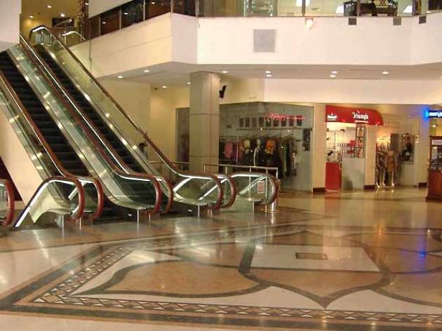 Crescat Boulevard Crescat Boulevard is a shopping centre in Colombo, Sri Lanka