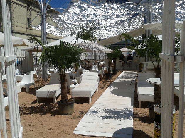 Flon Plage Flon Plage, Lausanne bar, Time Out Switzerland
