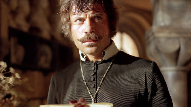 Oliver Reed