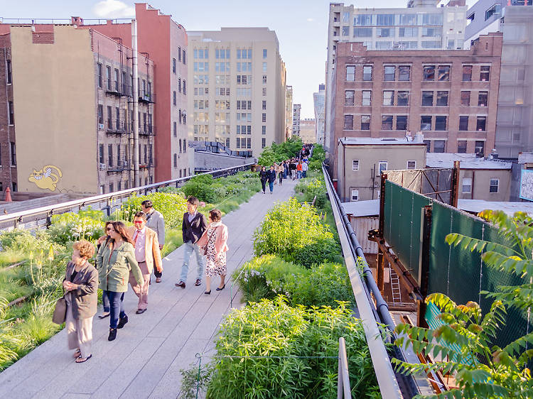 Meander along The High Line