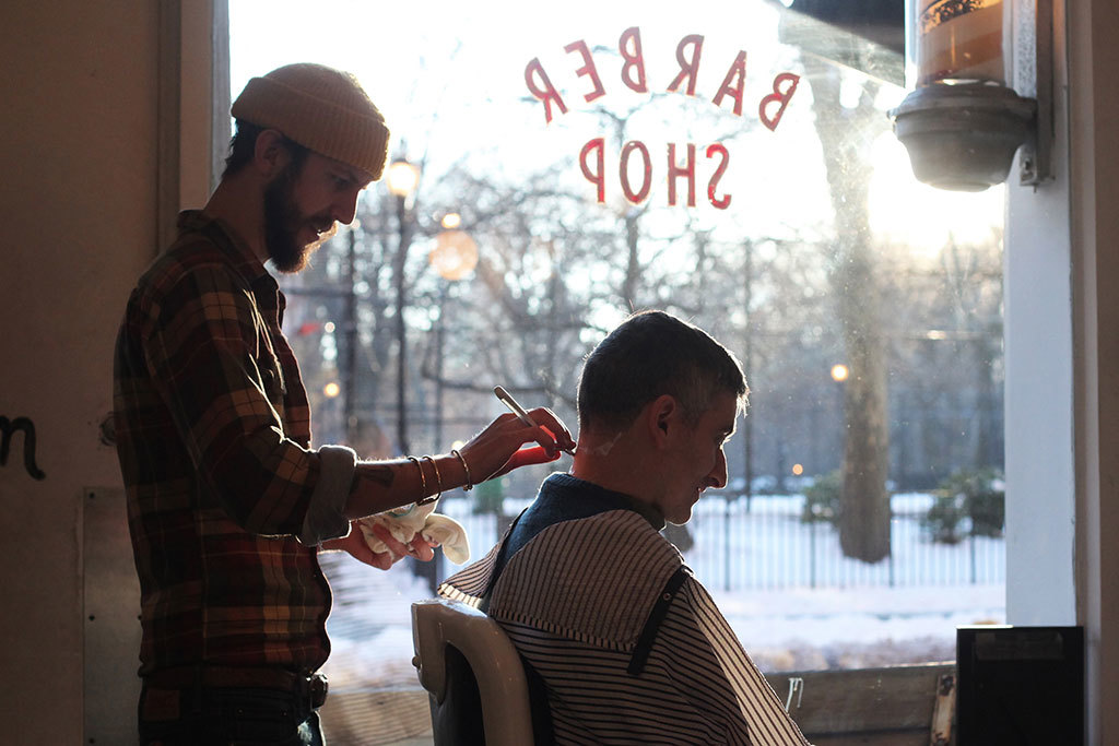 Barber shops in NYC where you can get a hot shave