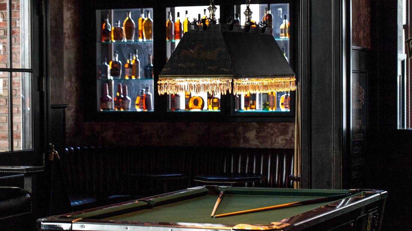 Seven Grand Bars in Downtown Financial District, Los Angeles