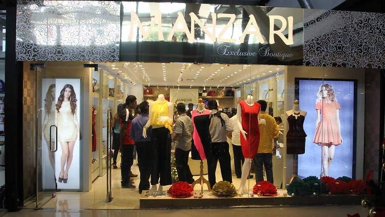 Manzari, a one-of-a-kind shop for women’s dresses and accessories 