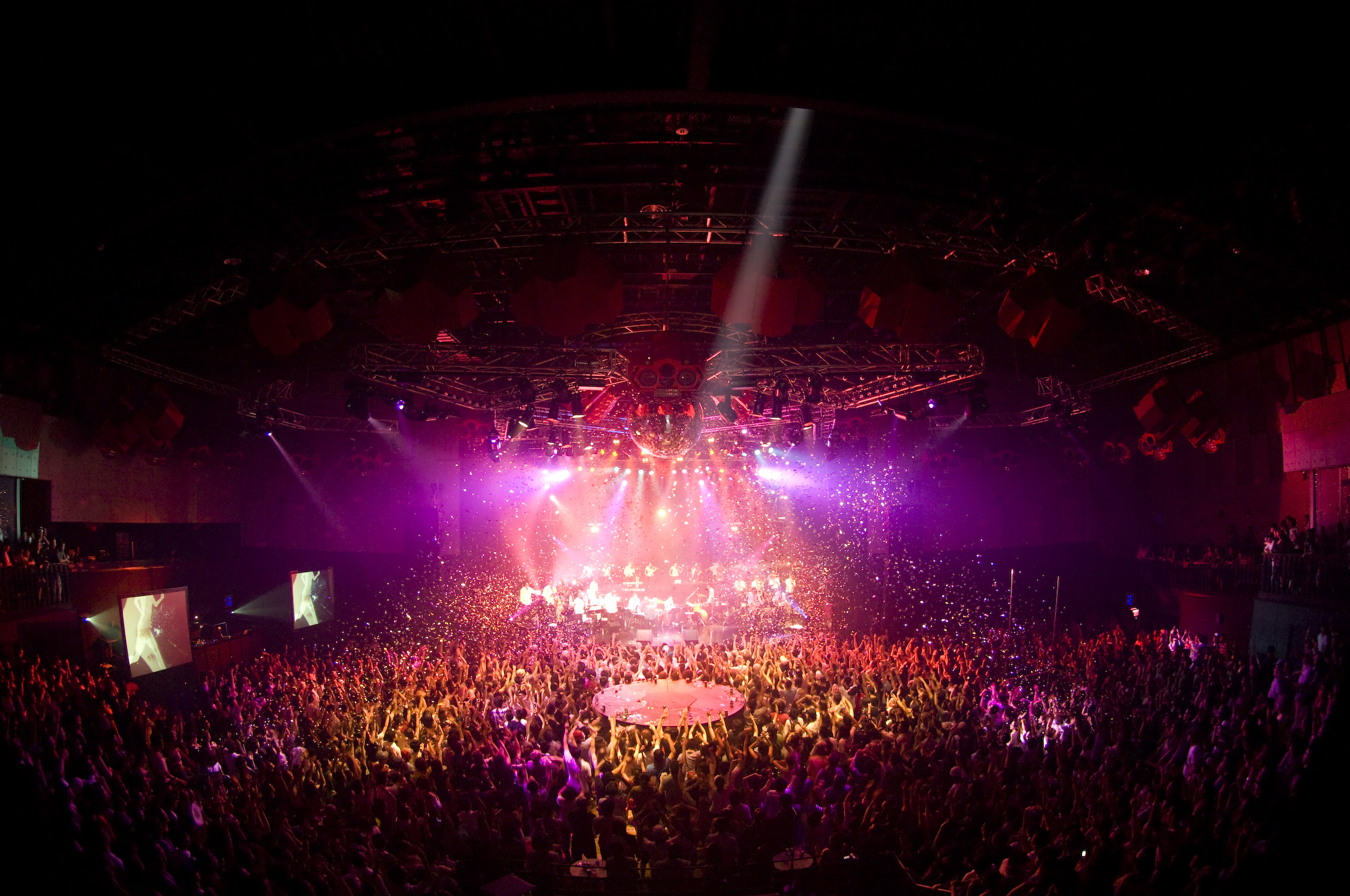 Tokyo's biggest nightclub Ageha is closing in January 2022