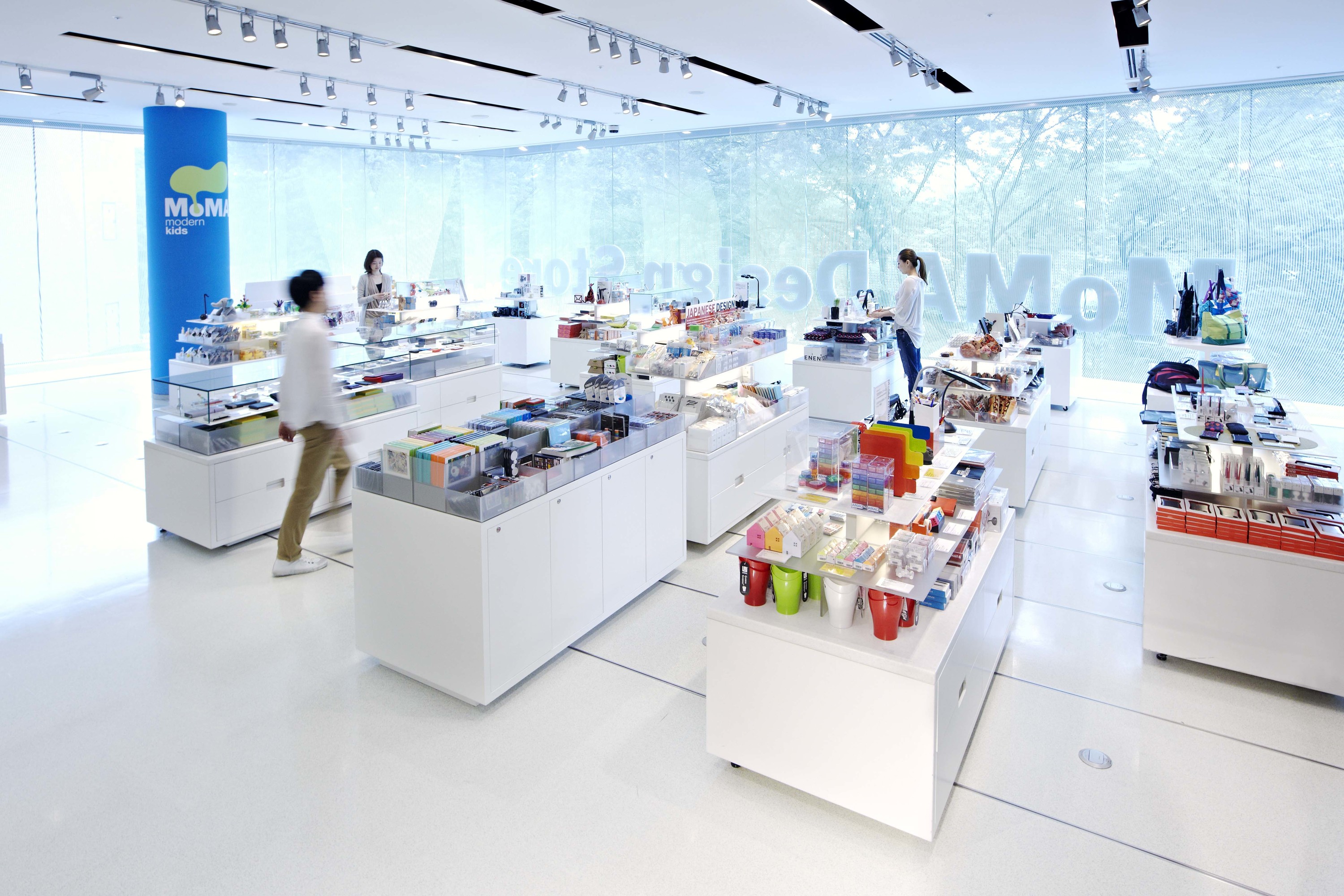 Ups Romantik offset MoMA Design Store | Shopping in Omotesando, Tokyo