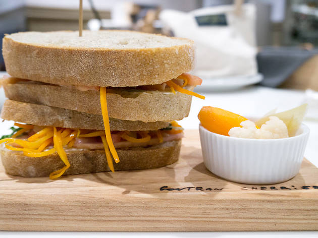 GONTRAN CHERRiER TOKYO Bread&Wine Cafeteria GONTRAN CHERRiER TOKYO Bread&Wine Cafeteria
