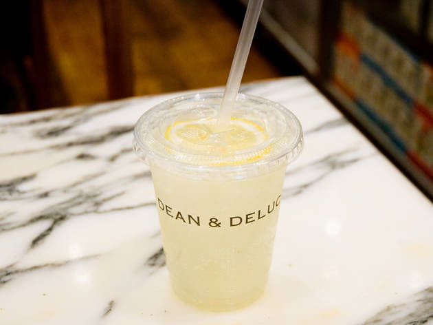 DEAN & DELUCA MARKET STORES 六本木 DEAN & DELUCA MARKET STORES 六本木