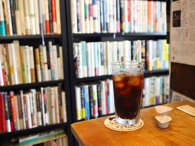 古本カフェ フォスフォレッセンス(phosphorescence) 古本カフェ フォスフォレッセンス