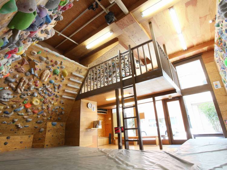 Bouldering Gym Granny