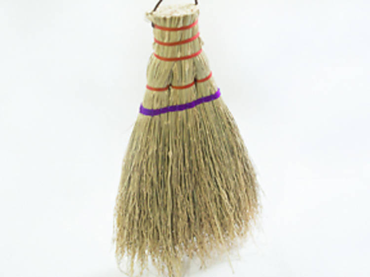 Edo-style broom