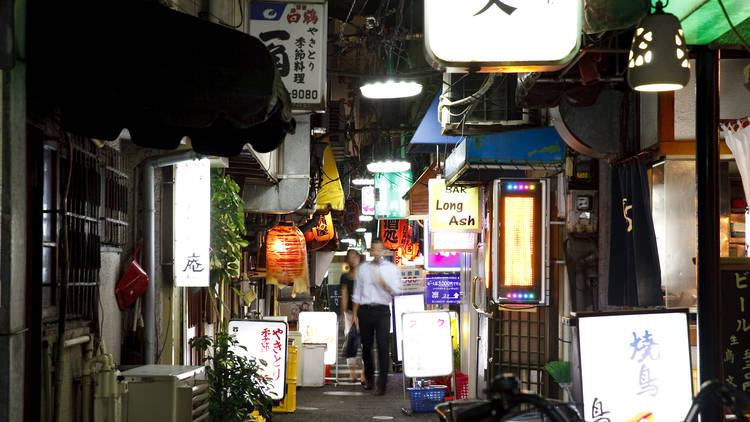 東小路、平和小路、すずらん通り