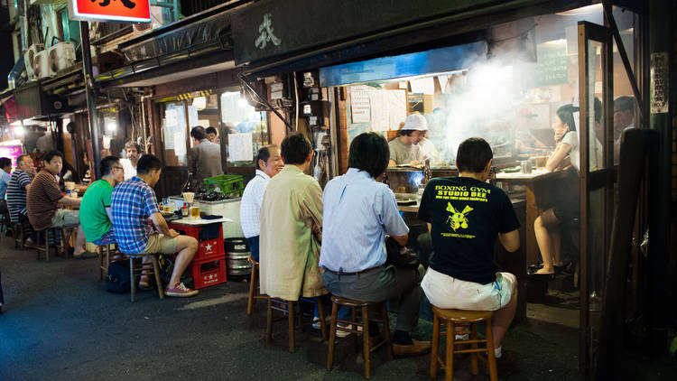 南口の飲屋街