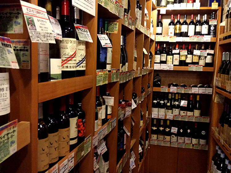 Shop for alcoholic rarities at Yamazakiya