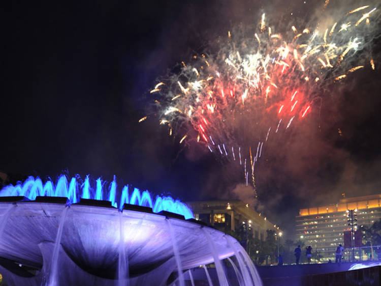 7 places to see fireworks in L.A. near public transit stops