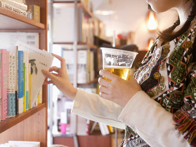 B&B – Book And Beer | Shopping In Shimokitazawa, Tokyo