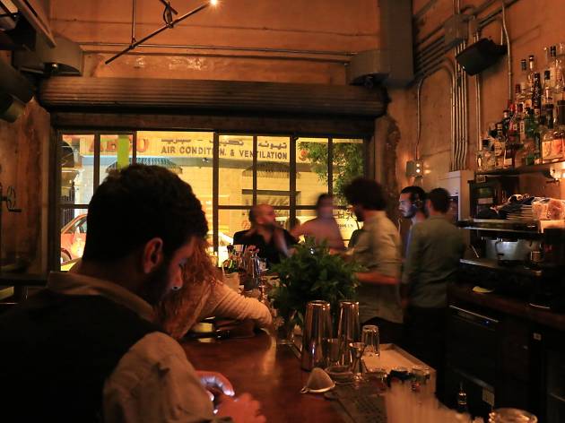 Vyvyan's Vyvyan's, Bars, Beirut