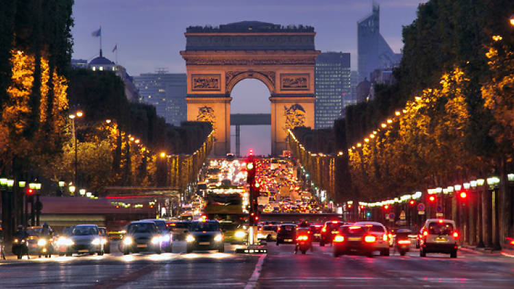 Champs Elysees: An Extravagant Entertainment Experience in Paris