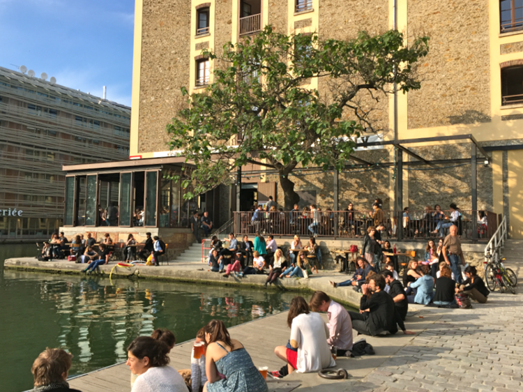 Trouver (enfin) une place en terrasse 