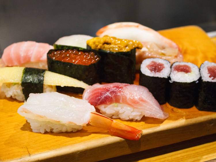 The best standing-only sushi in Tokyo