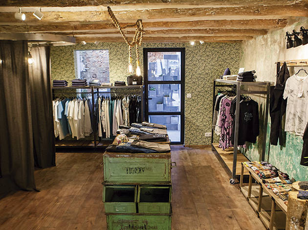 Trait Store Trait Store