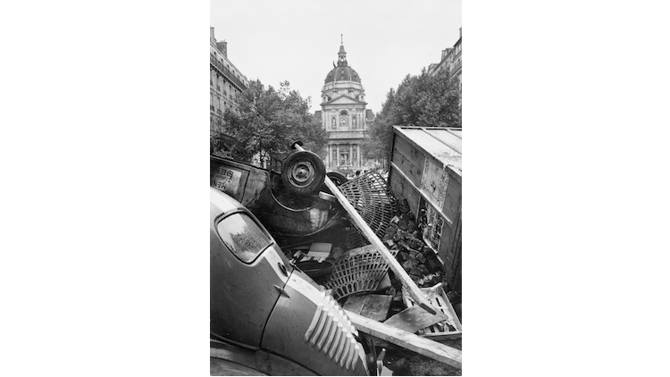 Marc Riboud, 'Paris, Mai 68', 1968 / Courtesy de Marc Riboud et galerie Polka, Paris