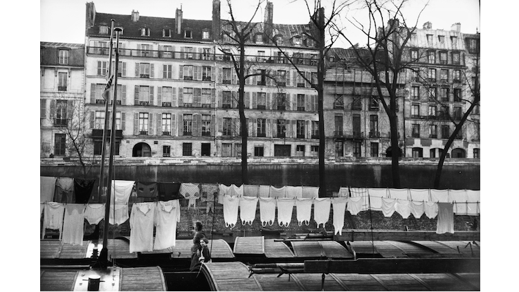 Marc Riboud, 'Paris', 1953 / Courtesy de Marc Riboud et galerie Polka, Paris