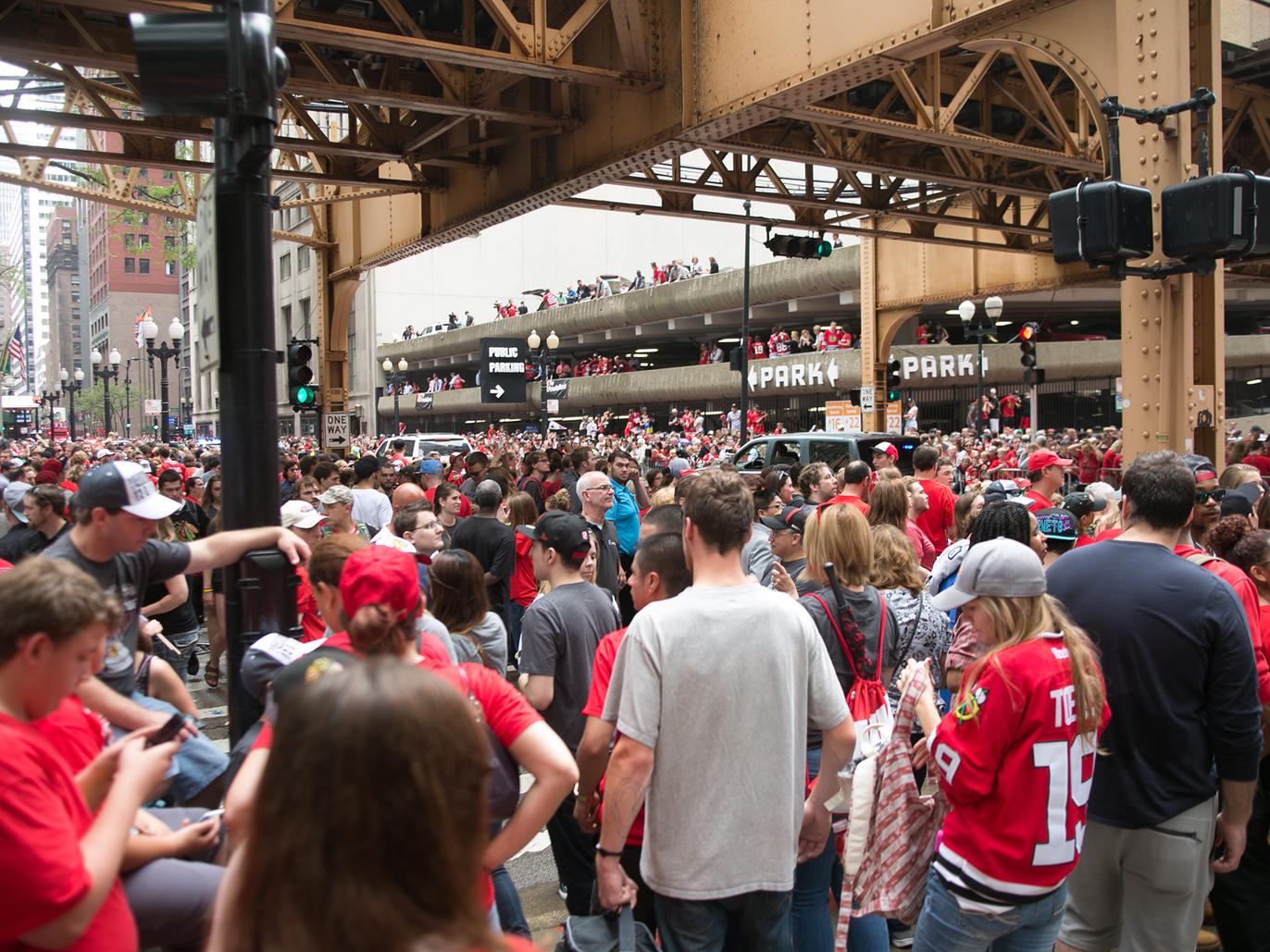 Photos from the Chicago Blackhawks Stanley Cup parade