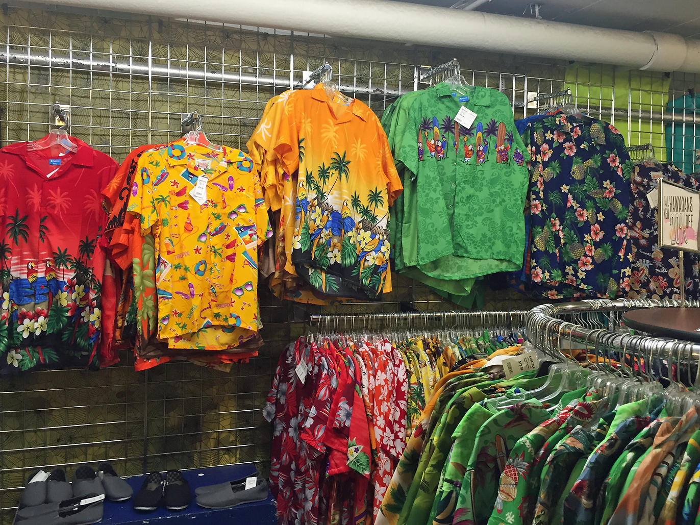 Halloween stores for adults and kids for costumes and more