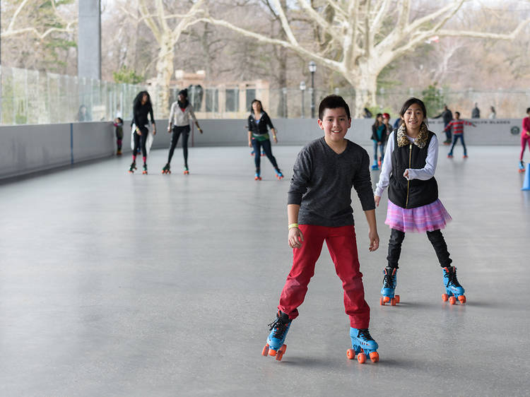 The best roller skating in NYC for kids