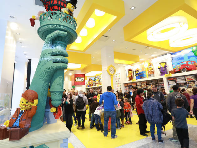 LEGO Flagship Store LEGO Flagship Store