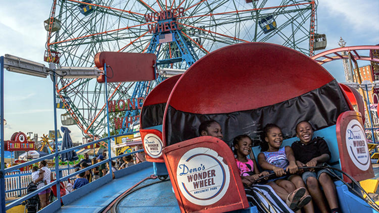 Deno's Wonder Wheel Amuseument Park