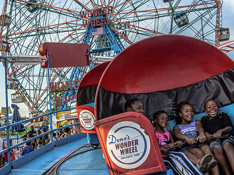 Deno's Wonder Wheel Amuseument Park