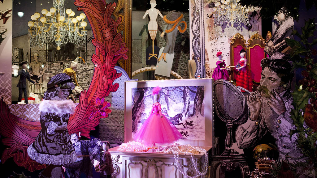 Holiday windows at department stores in NYC 2013: Lord & Taylor