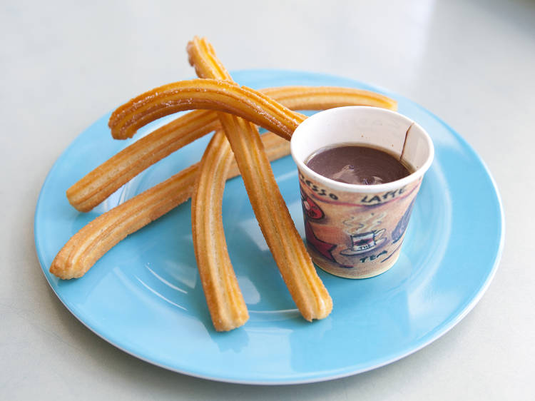 Best chocolate (but not-too-chocolate) dessert: La Churreria churros