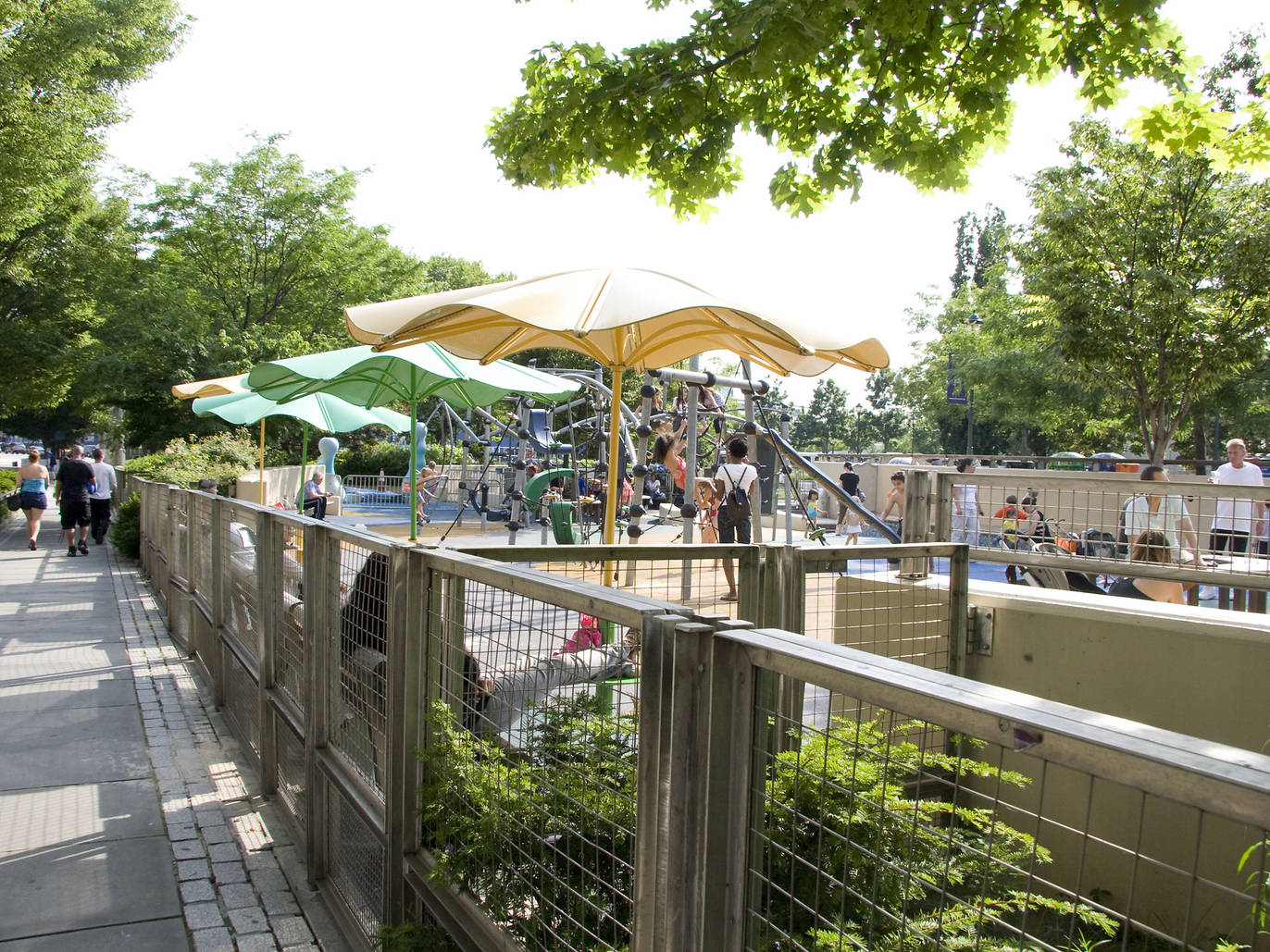 Dog friendly New York parks