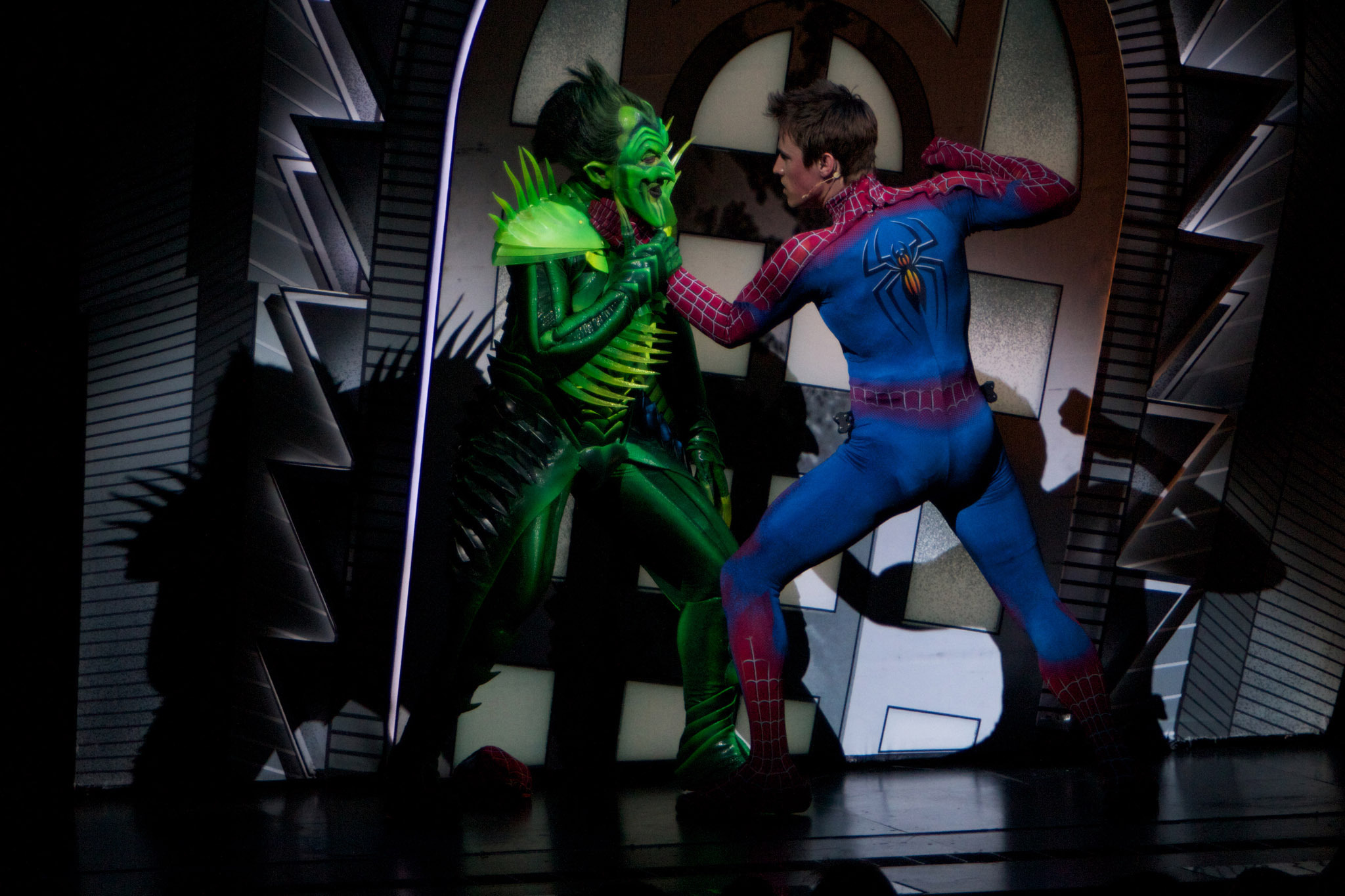 Spider Man Turn Off The Dark Theater In New York Kids