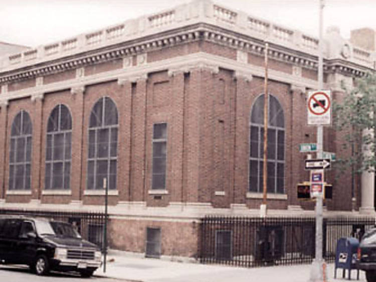 Brooklyn Public Library, Carroll Gardens Branch