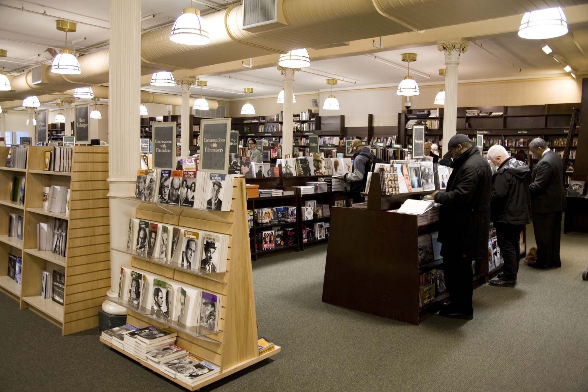 Barnes Noble 82nd Broadway Shopping In Upper West Side