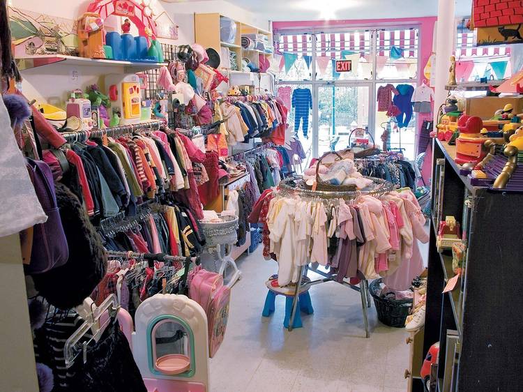 Childrens clothes store shops near me