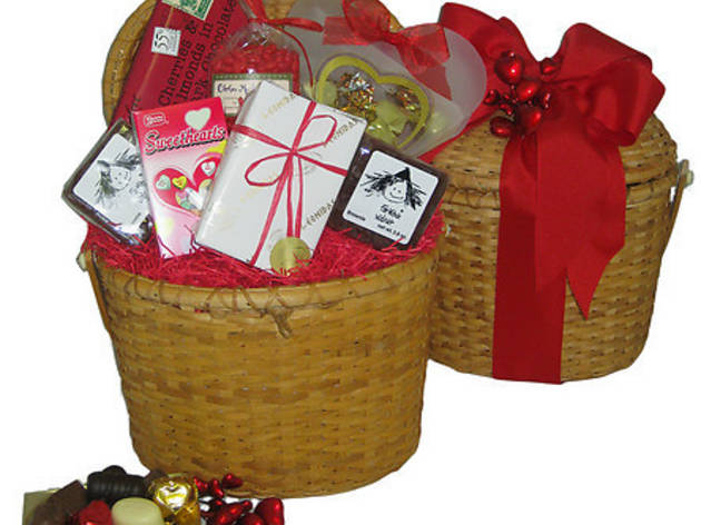 Chelsea Market Baskets | Shopping In Chelsea, New York Kids