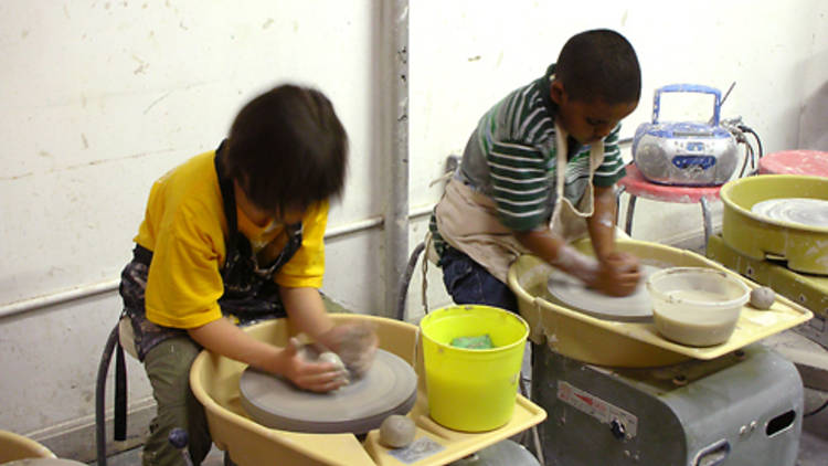 Workshops – La Mano Pottery