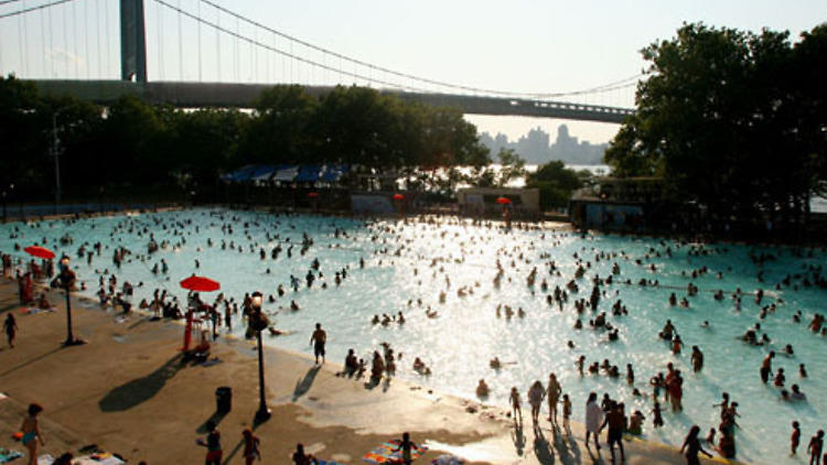 Astoria Park Pool