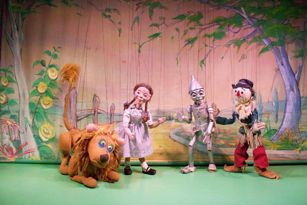 See a sweet show at Puppetworks